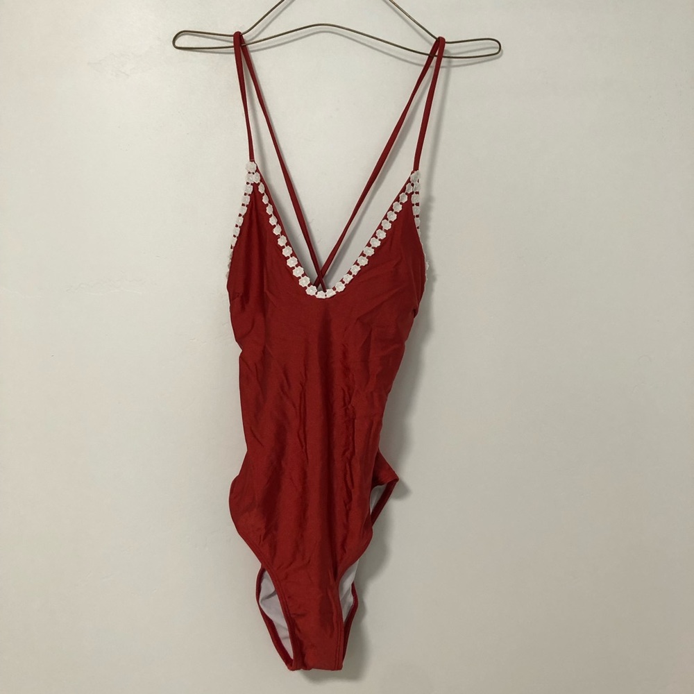 🌼3/$20🌼 Cupshe red swimsuit